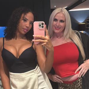 Batra Tussen Me Boobs (Explicit)