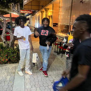 Winter soldier (feat. Dirty3x) (Explicit)