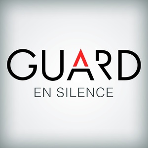 En silence