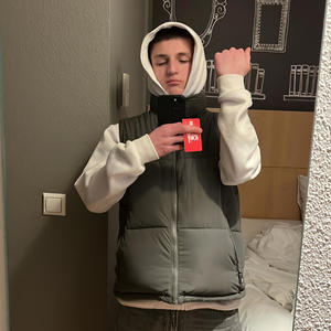 Own flex on (feat. Livso) (Explicit)