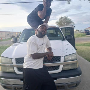 Real 1z (feat. Young Reign) (Explicit)