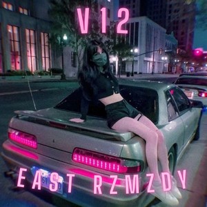 V12