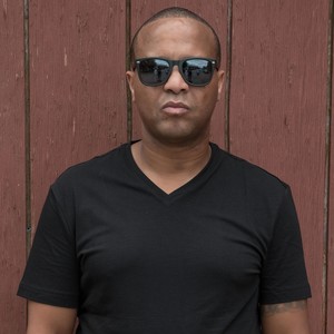 Menti Pobri (feat. Lp & Dapox)