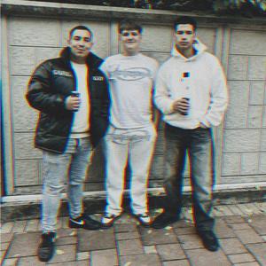 Te Vagy A Hold (feat. MikePatkány & Vicsi) (Explicit)