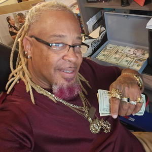 CALL IT A HIT (feat. Malaki) (Explicit)