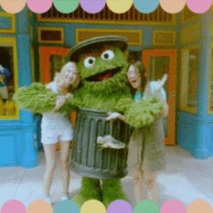 Oscar the grouch (feat. Eastwarren Fredo & 4800Mikey Mia) [Explicit]