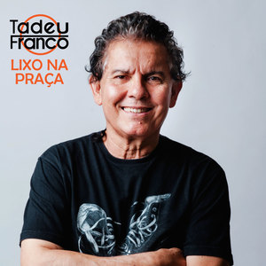 Lixo na Praça