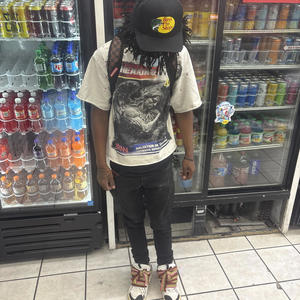 Drugz (feat. Takinyadxwn) (Explicit)