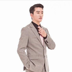 花儿的明天 (伴奏)