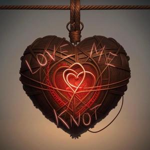 LOVE ME KNOT