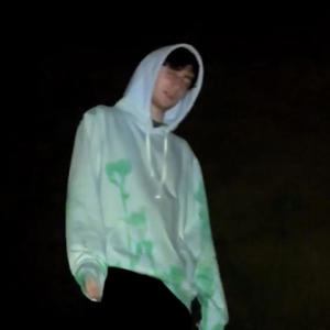 THRILLS (feat. EDDY!, SUMMERVALLEY & Dyne) (Explicit)