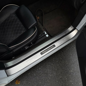 HASTA LA VISTA ★ (Explicit)