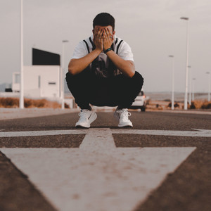 Sigo aquí (Explicit)