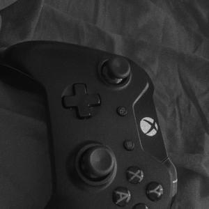 Moo Moo (feat. Nle Basim) (Explicit)