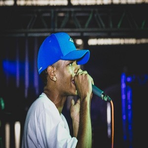 MC MENOR TRALHA COMPROMISSO NUNCA MAIS