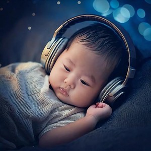 Sleep Tight Lullabies: Warm Baby Melodies