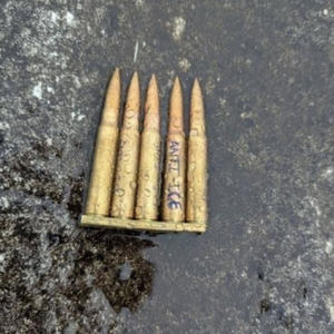 Ditch Diggers (feat. Sg Huncho) (Explicit)