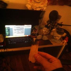 I aint dumb. (Explicit)