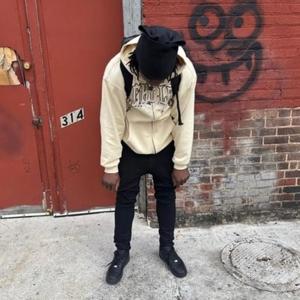 Alive (feat. thr33) (Explicit)