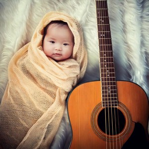 Baby's Smile: Gentle Guitar Tunes