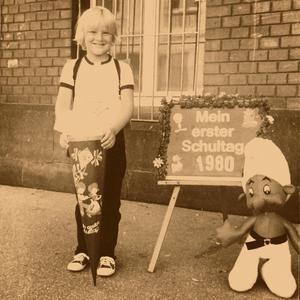 Schoolyard (feat. Old Nobody)