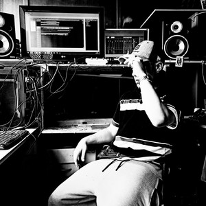 KOOGAH (feat. MRZLI MC) (Explicit)