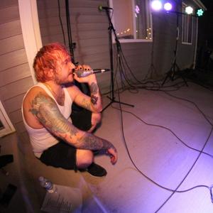 home is where the heart goes to die (feat. heartlessarik) (Explicit)