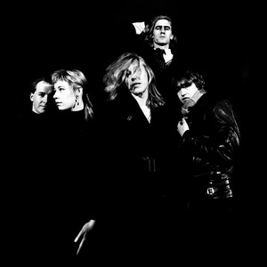 Man o' Sand to Girl o' Sea (Live at the Town and Country Club)