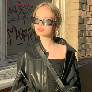 陈先生在爱里听不见声音