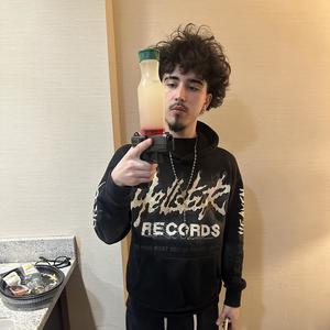 zelle (feat. 19thou) (Explicit)