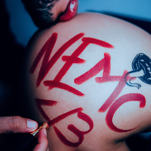 nenas en mi cama (Radio Edit|Explicit)