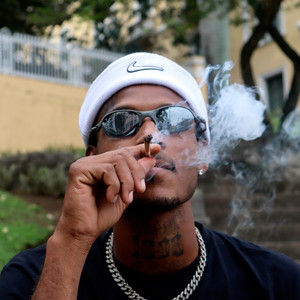 Quebra Nozes (Explicit)