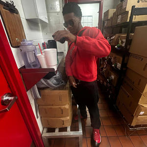 Distanced love (Explicit)