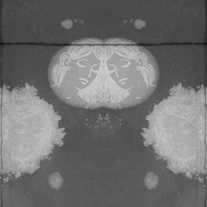 Luxury (feat. Sinunduro)