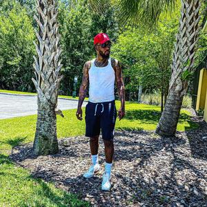 Ease Ya Mind (Explicit)