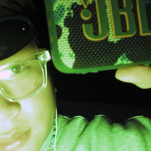 QUENCHANA (feat. 20th Friend) (Explicit)