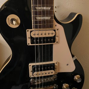 Drum Line (feat. Sirhaven)