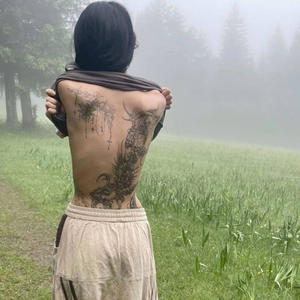 stay out the way (Explicit)