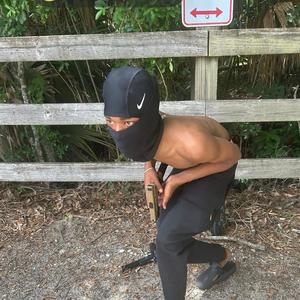 Grabba (feat. Ch@sinnPape & RodxDezzy) (Explicit)