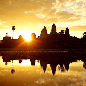 吴哥窟 (翻自 吴雨霏)