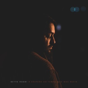 Pouca Luz(feat. Rita Oliva)