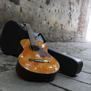 原来爱是一个美丽的借口