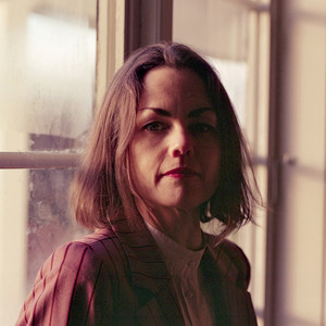 Med sorg og salte tårer