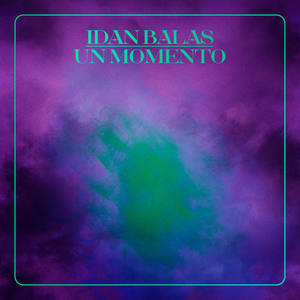 Un Momento (feat. Juanito Makandé & Rosario La Tremendita)