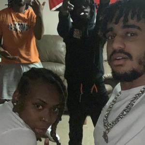 Hunnit Or More (Explicit)