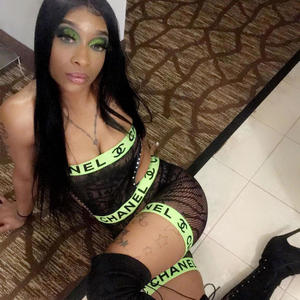 Tati Unique diss (bi+ches mad) (Explicit)