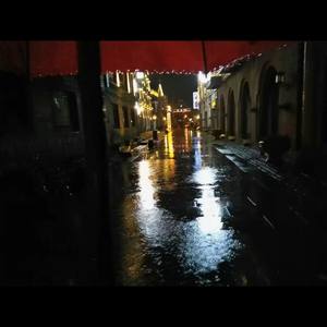 这样的雨天我也不会想你太长时间