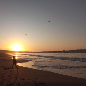 A ratos (feat. Belone & Pirate) (Explicit)