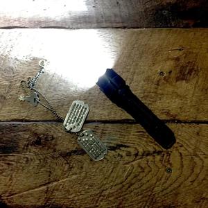 Nothing rattles, nothing shines