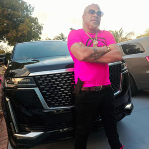 BLEED (feat. Malaki & Franklito) (explicit version|Explicit)